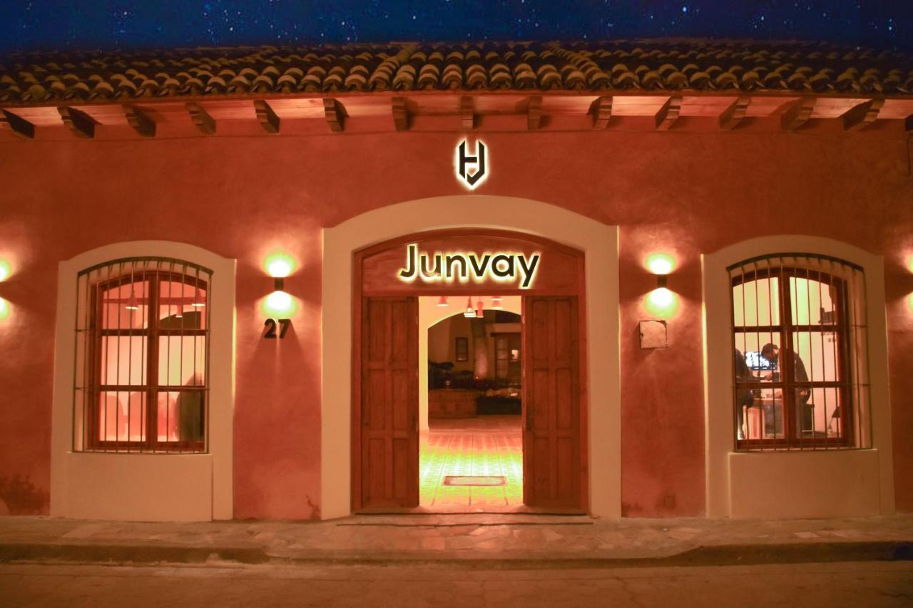 Hotel Junvay Сан-Кристобаль-де-Ла-Касас Экстерьер фото